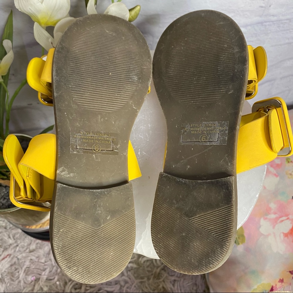Yellow Sandals - Picture 8 of 9
